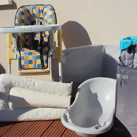 Maison Neuve, 5 Personnes, Piscine Hors-sol Privée Du 15 Juin à Mi-septembre